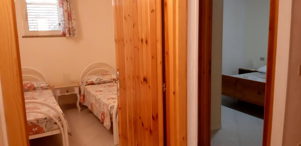 Phiniscollis B&B Ла-Калетта Экстерьер фото