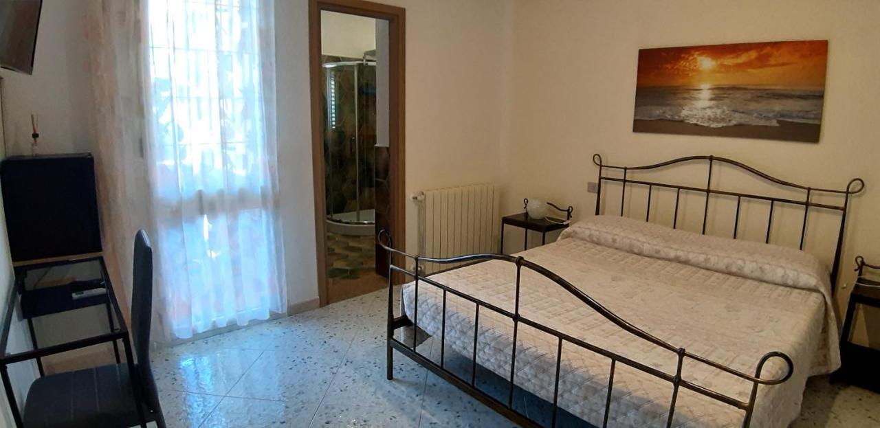 Phiniscollis B&B Ла-Калетта Экстерьер фото